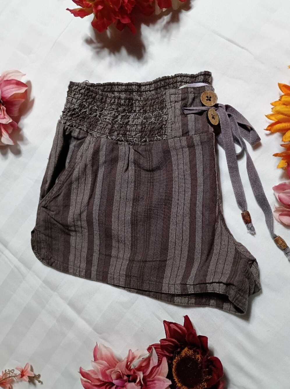 O'Neill Gray Striped Women's Casual Or Dress Shorts